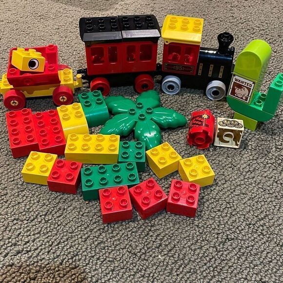 LEGO 10894 Disney Pixtar Toy Story Duplo Set - Picture 1 of 5